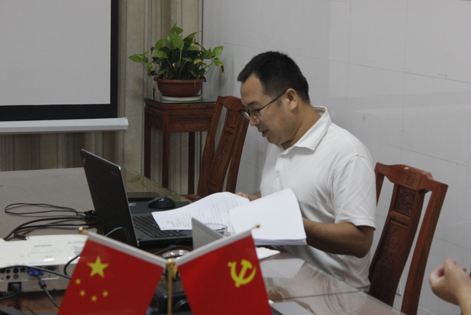 中石油管道局物資供應商考察組來到安邦參觀考察(圖2) 中石油管道局物資供應商考察組來到安邦參觀考察(圖2)