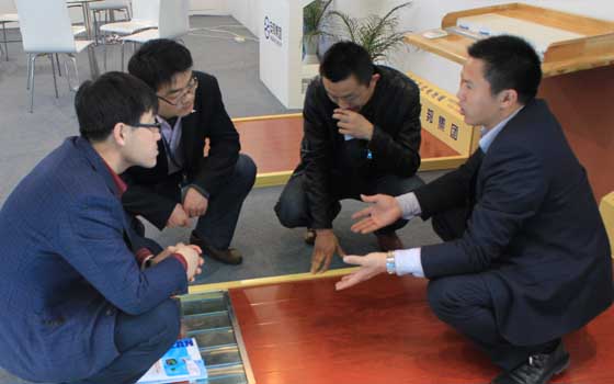 安邦集團參加中國(北京)國際供熱通風空調、衛生潔具及城建設備與技術展會現場(圖8) 安邦集團參加中國(北京)國際供熱通風空調、衛生潔具及城建設備與技術展會現場(圖8)