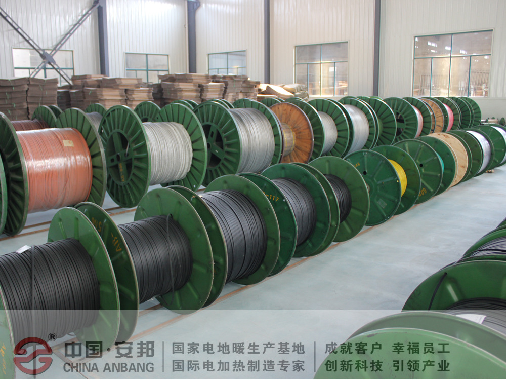 電伴熱車間 電伴熱車間