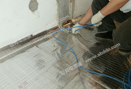 南京“東泰.金域豪庭”小區(qū)電地暖系統(tǒng)(圖5) 南京“東泰.金域豪庭”小區(qū)電地暖系統(tǒng)(圖5)