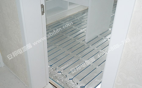 黨校安置小區家庭電地暖安裝(圖5) 黨校安置小區家庭電地暖安裝(圖5)