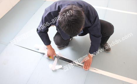 北京通州經(jīng)濟(jì)開發(fā)區(qū)醫(yī)藥公司地面電采暖(圖3) 北京通州經(jīng)濟(jì)開發(fā)區(qū)醫(yī)藥公司地面電采暖(圖3)