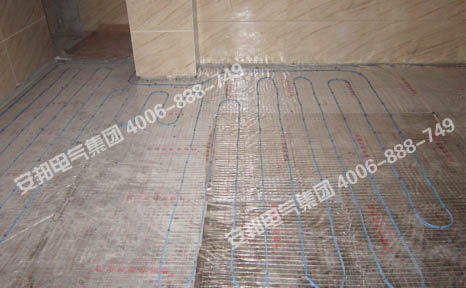 揚(yáng)州錦苑別墅區(qū)發(fā)熱電纜家庭電地暖(圖7) 二樓客廳電地暖安裝圖